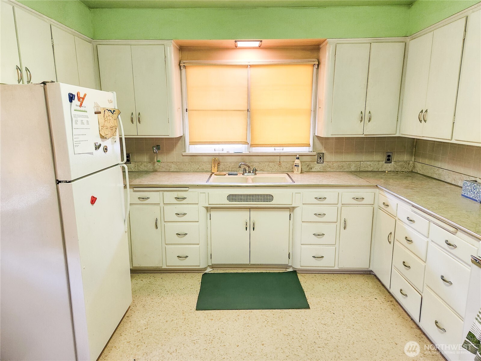 206 E 3rd Avenue , Ritzville, WA 99169