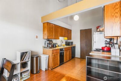 7310 N Skyview Lane #J-301, Tacoma, WA 98406 - Photo 10