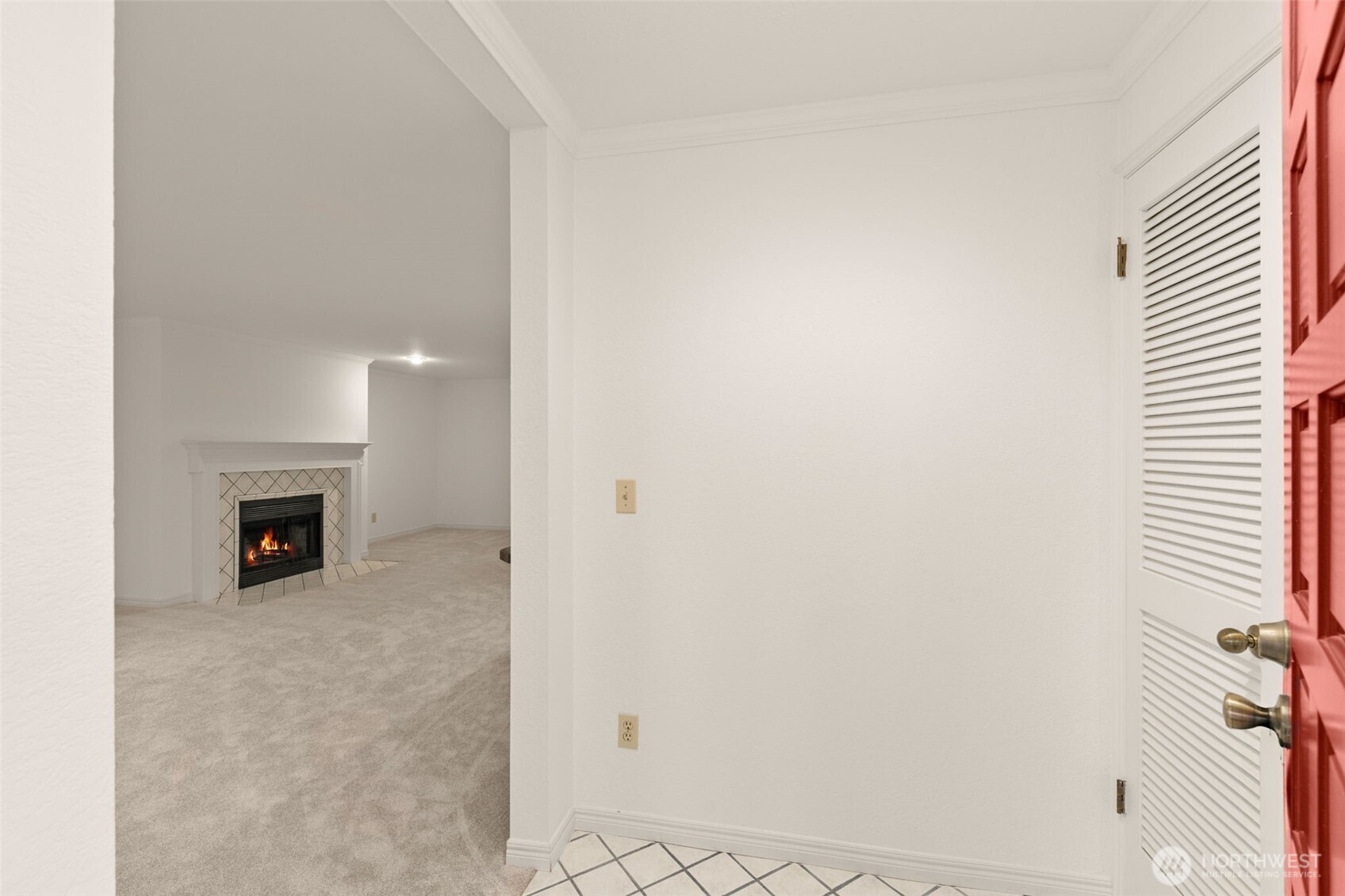 9920 NE 119th Street #308, Kirkland, WA 98034