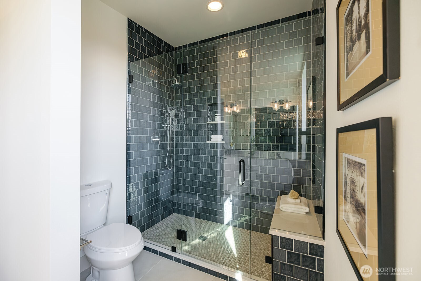 3007 S Dakota Street , Seattle, WA 98108