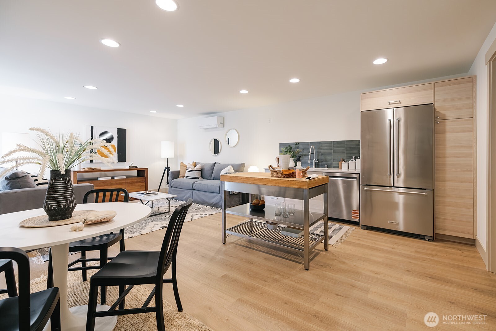 3007 S Dakota Street , Seattle, WA 98108