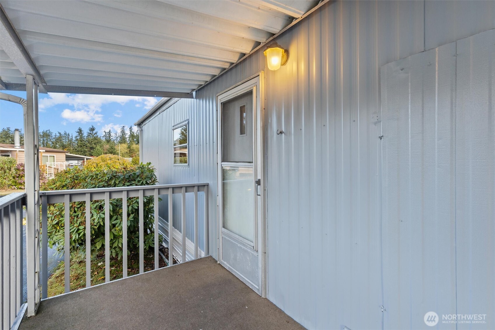 11622 Silver Lake Road #71, Everett, WA 98208