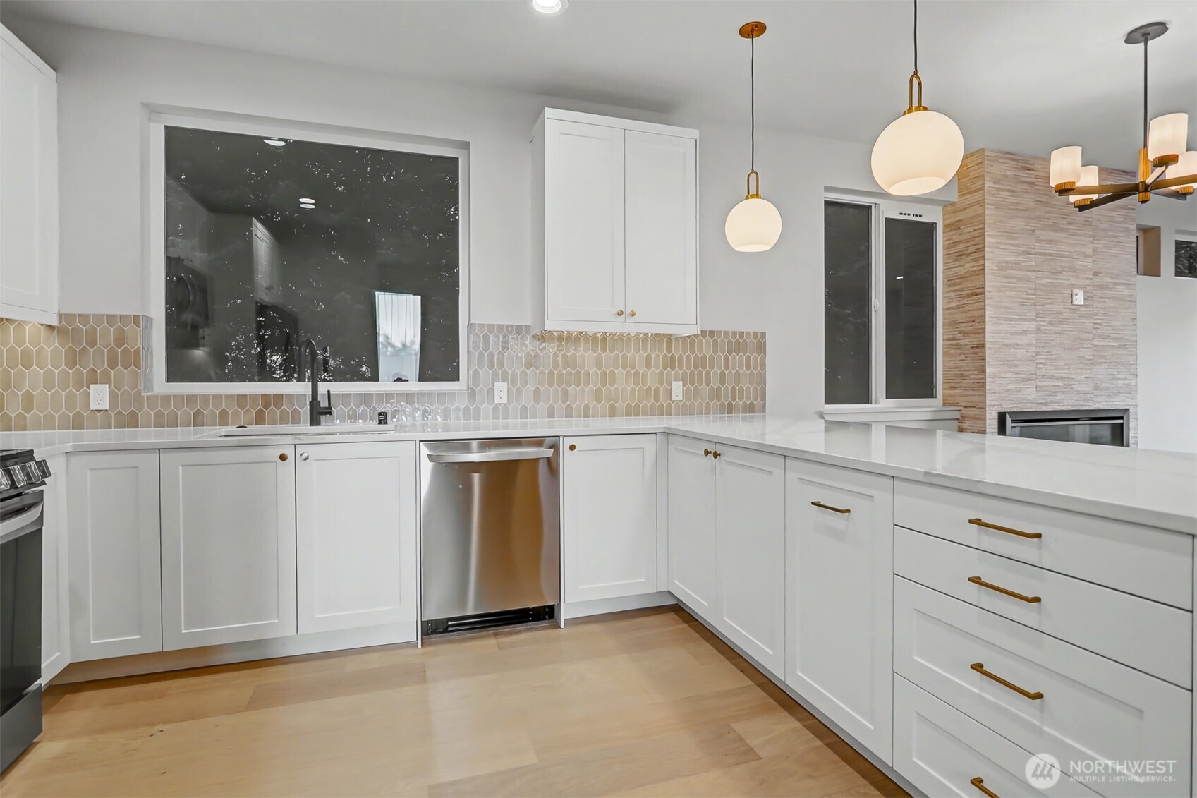 11219 NE 95th Street , Kirkland, WA 98033