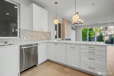 11219 NE 95th Street , Kirkland, WA 98033 - Photo 15