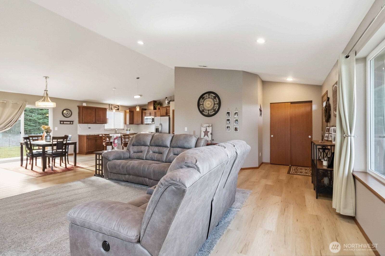 349 Hale Road W, Winlock, WA 98596