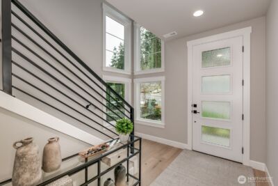 20317 94th Drive NE, Bothell, WA 98011 - Photo 2