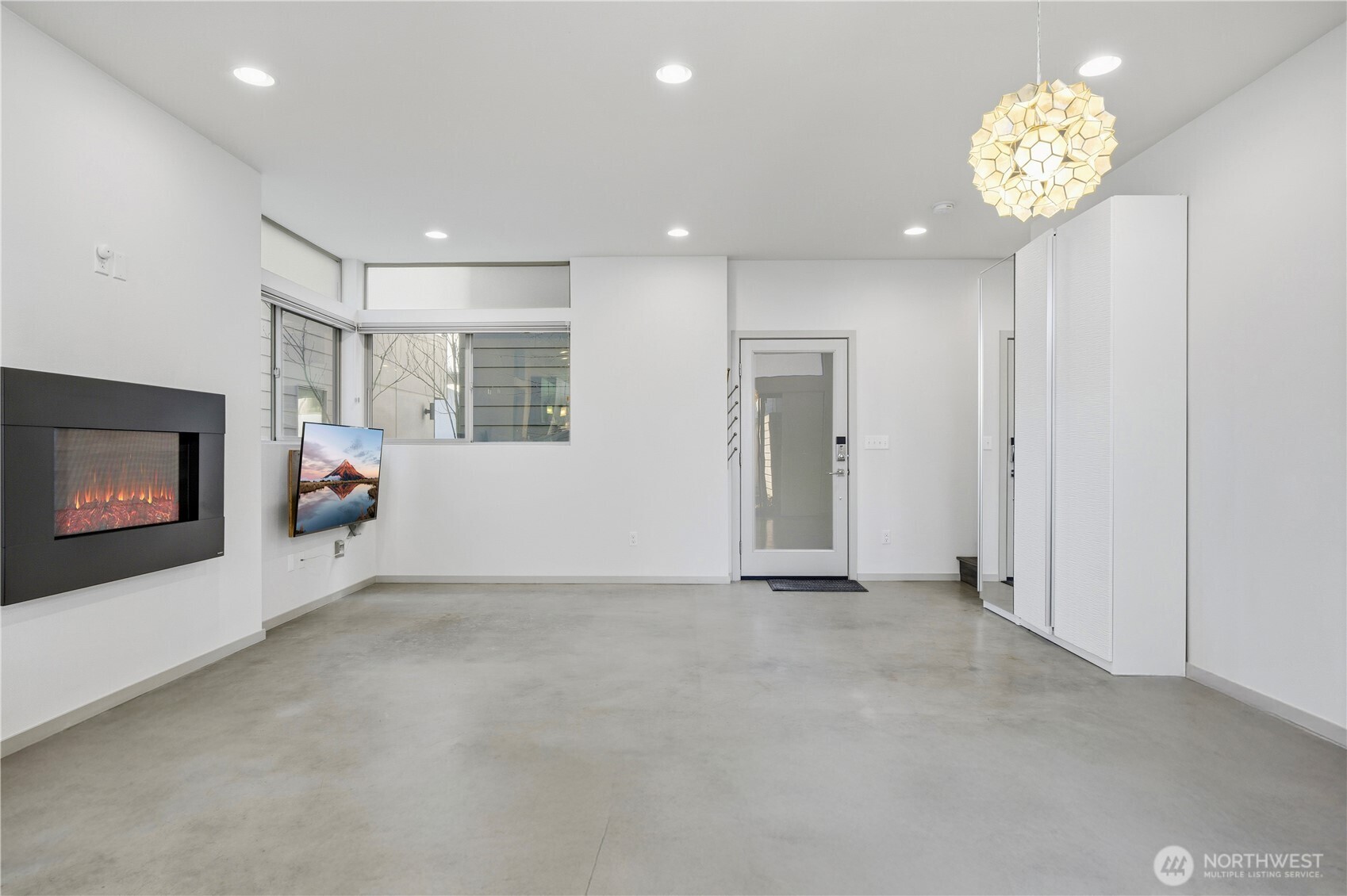 4416 Francis Avenue N #B, Seattle, WA 98103