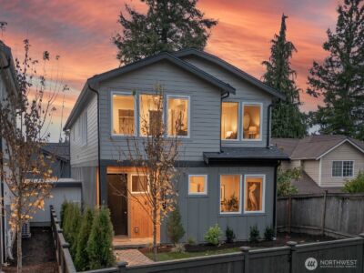 11217 NE 95th Street , Kirkland, WA 98033