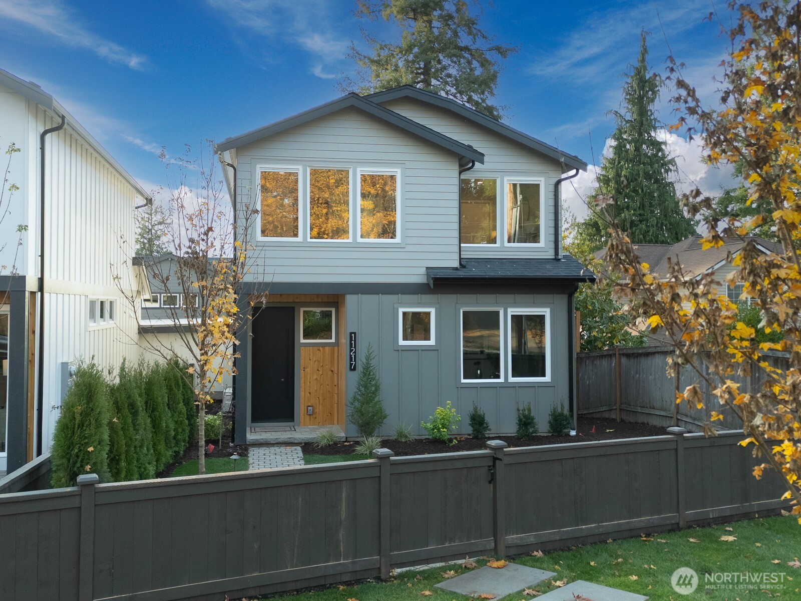 11217 NE 95th Street , Kirkland, WA 98033