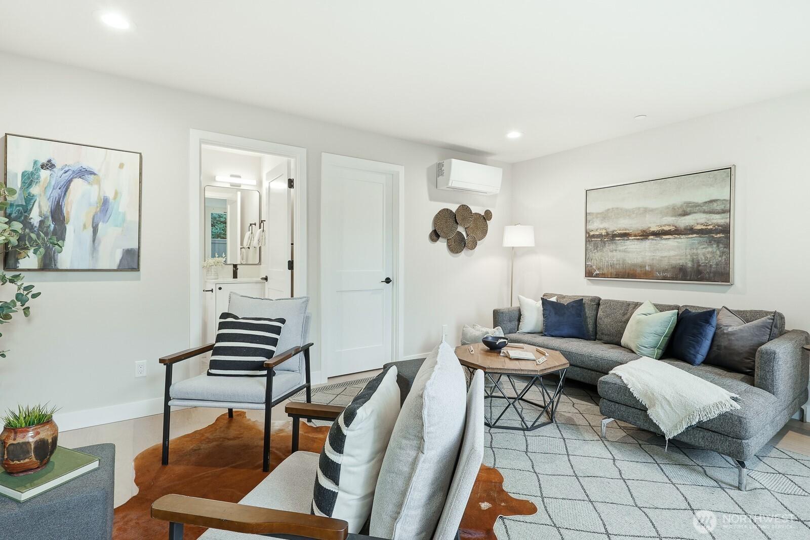 11217 NE 95th Street , Kirkland, WA 98033