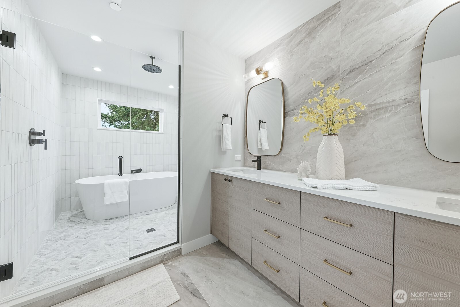 11217 NE 95th Street , Kirkland, WA 98033