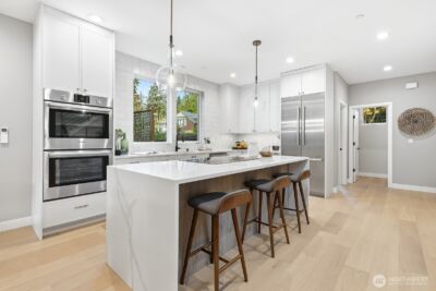 11217 NE 95th Street , Kirkland, WA 98033 - Photo 10