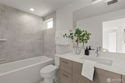 8303 A 12th Avenue NW, Seattle, WA 98117 - Photo 20