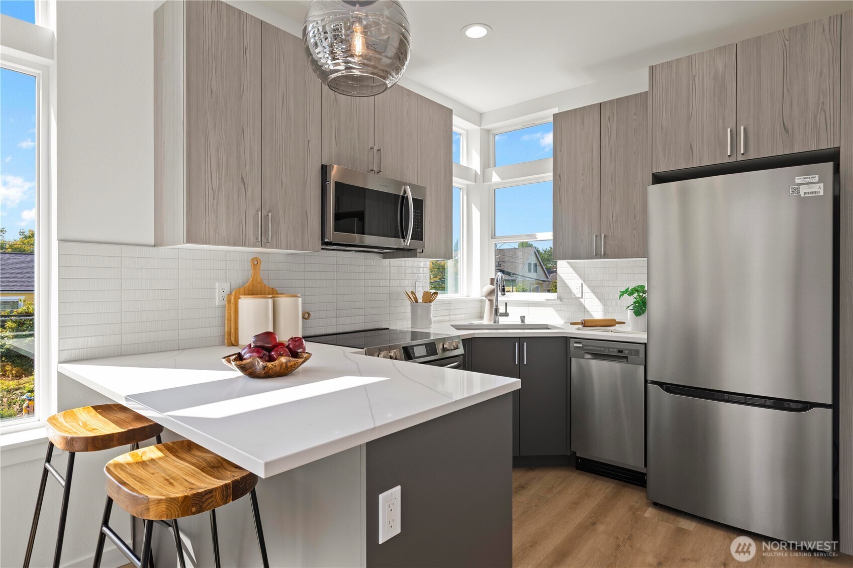 8303 A 12th Avenue NW, Seattle, WA 98117