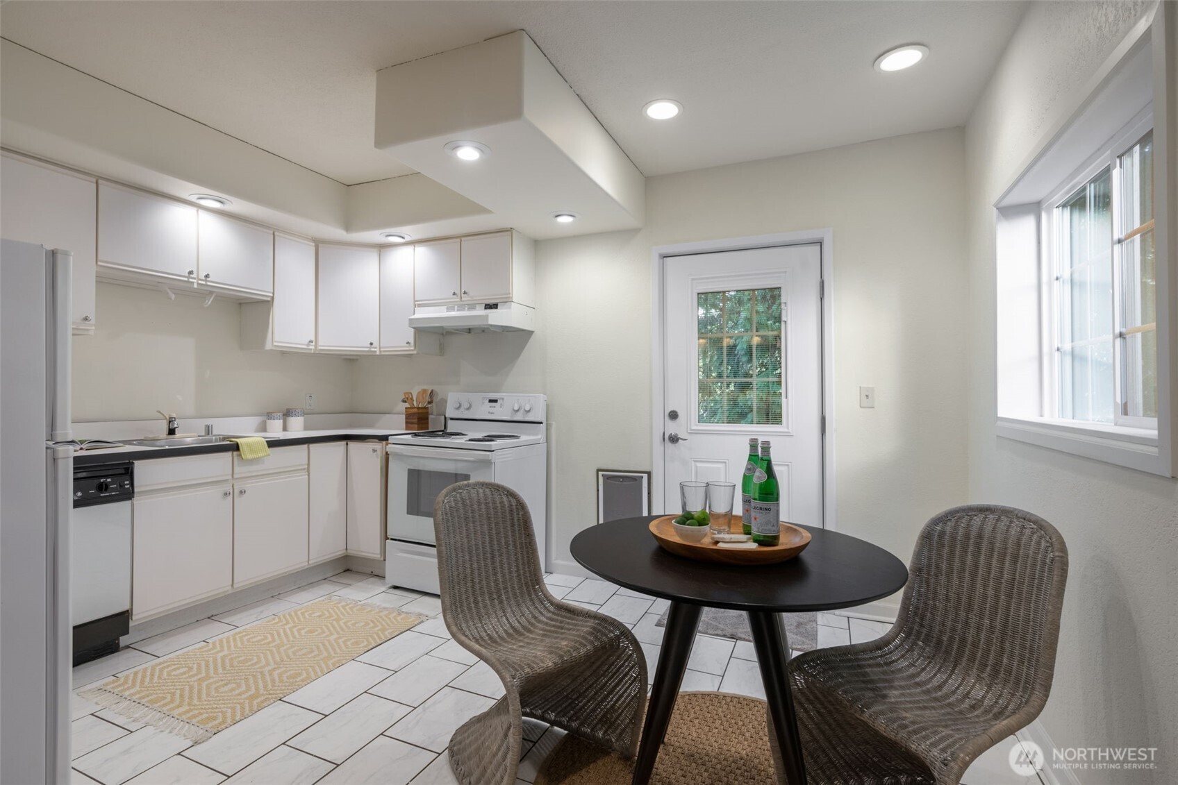 17830 66th Place W, Lynnwood, WA 98037-7114