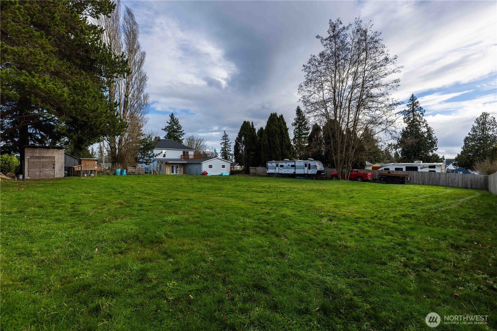 2609 Perry Avenue , Bremerton, WA 98310