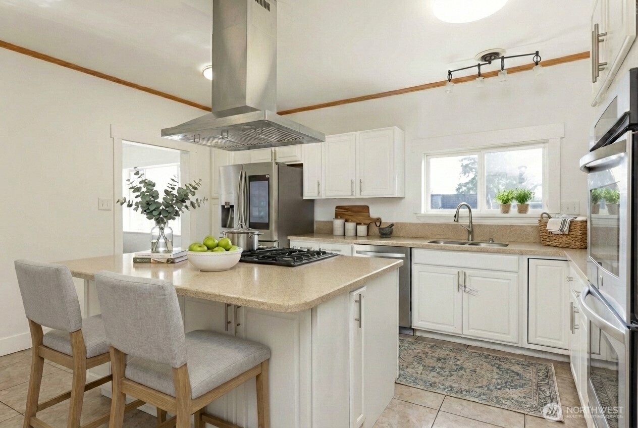 2609 Perry Avenue , Bremerton, WA 98310