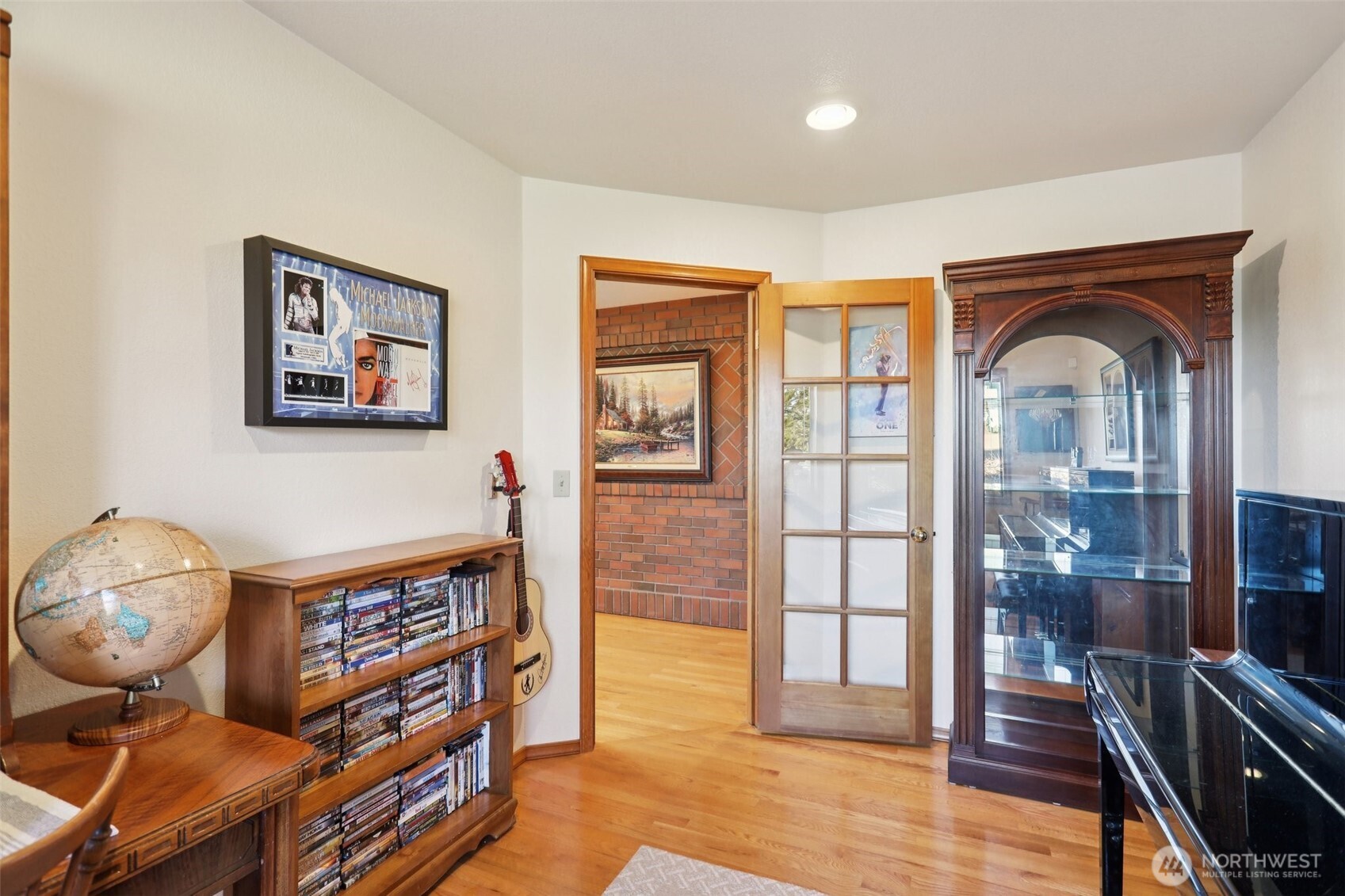 2910 13th Street SW, Puyallup, WA 98373