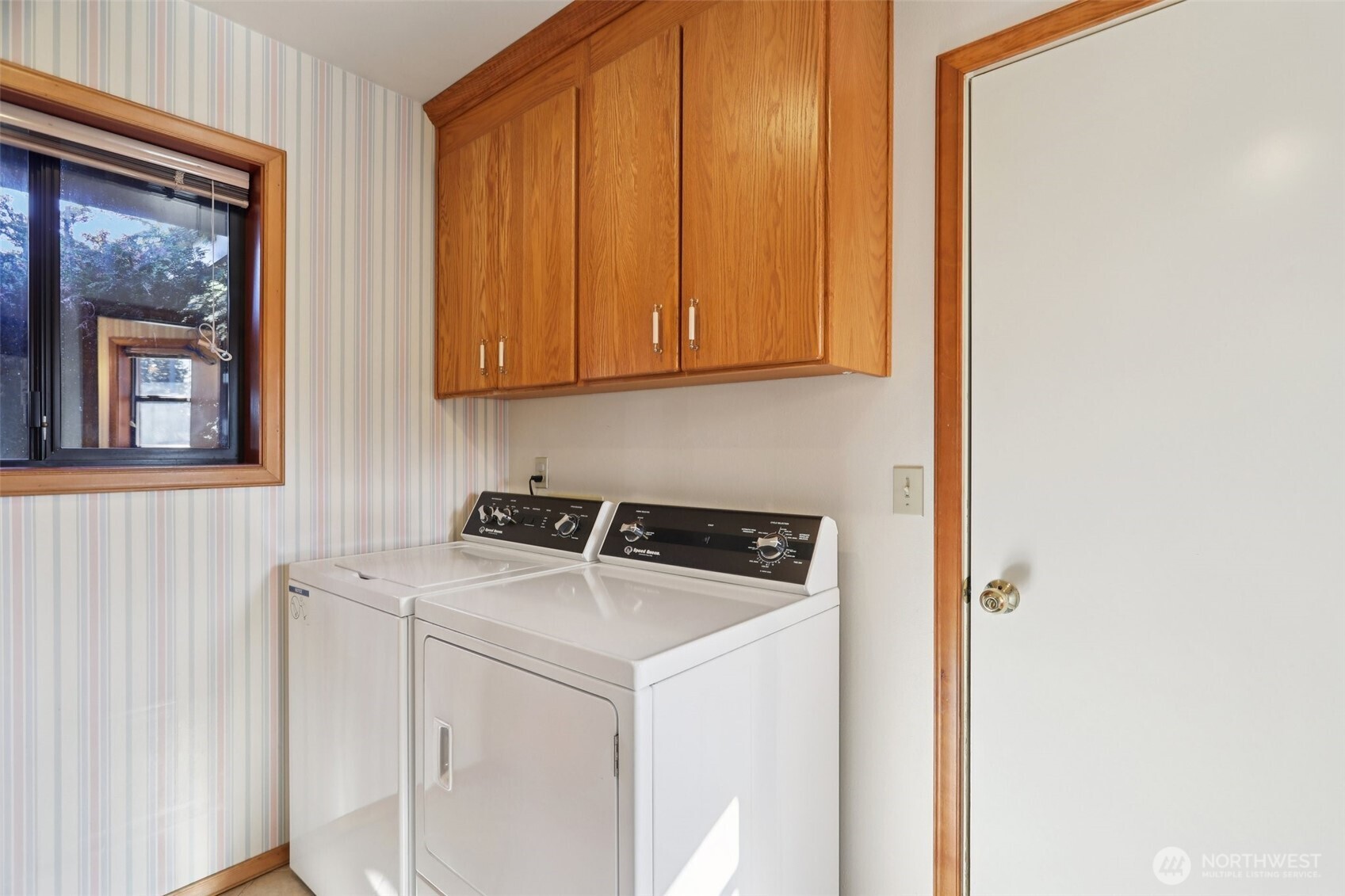 2910 13th Street SW, Puyallup, WA 98373