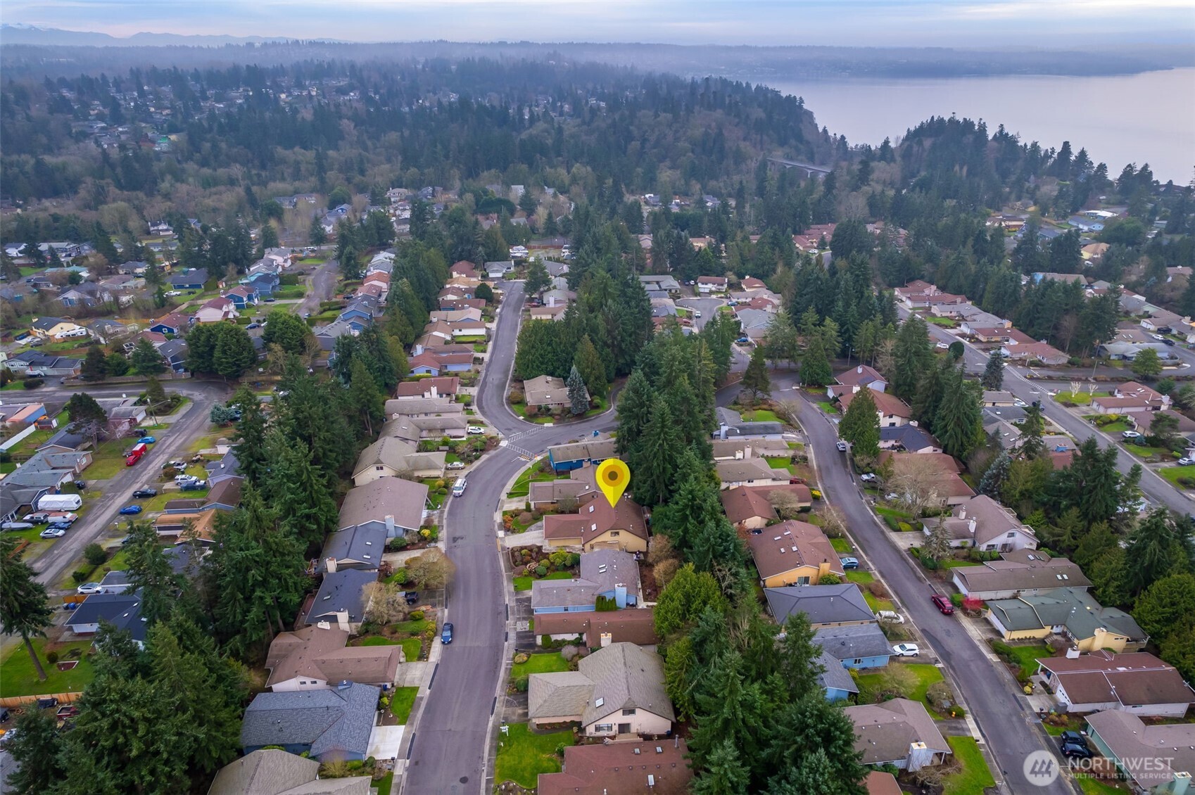 24709 13th Avenue S, Des Moines, WA 98198