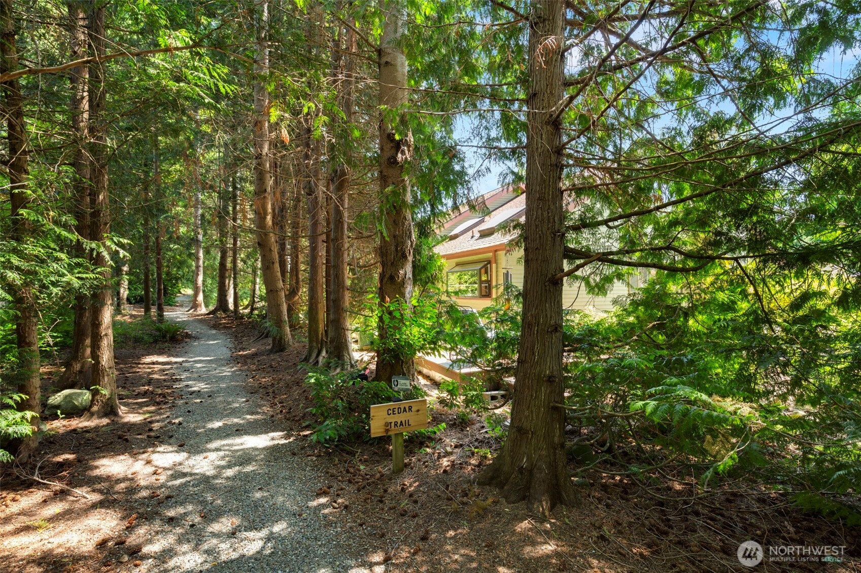 24709 13th Avenue S, Des Moines, WA 98198