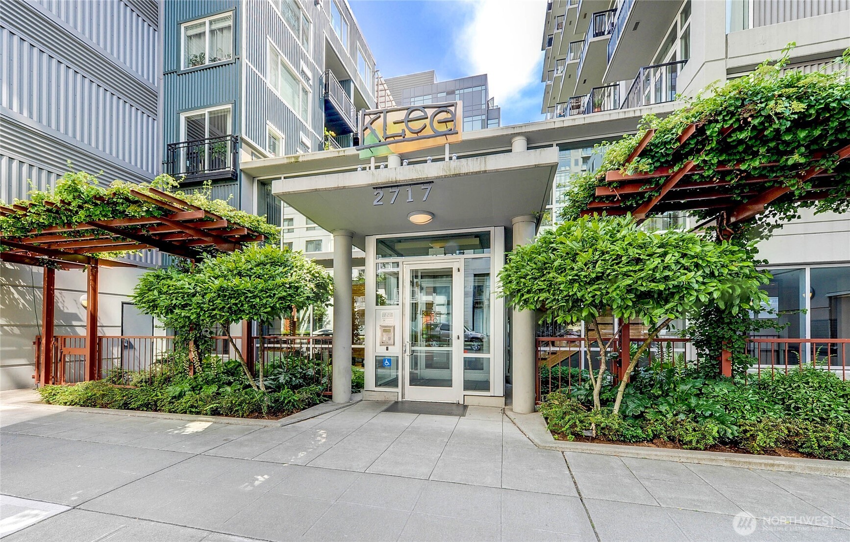 2717 Western Avenue #522, Seattle, WA 98121