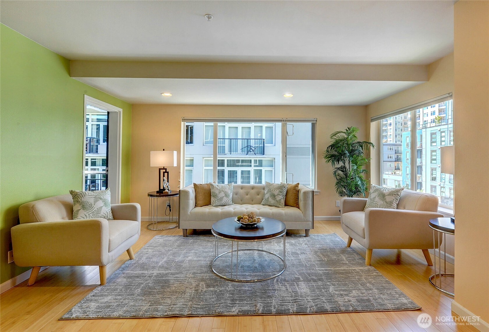 2717 Western Avenue #522, Seattle, WA 98121