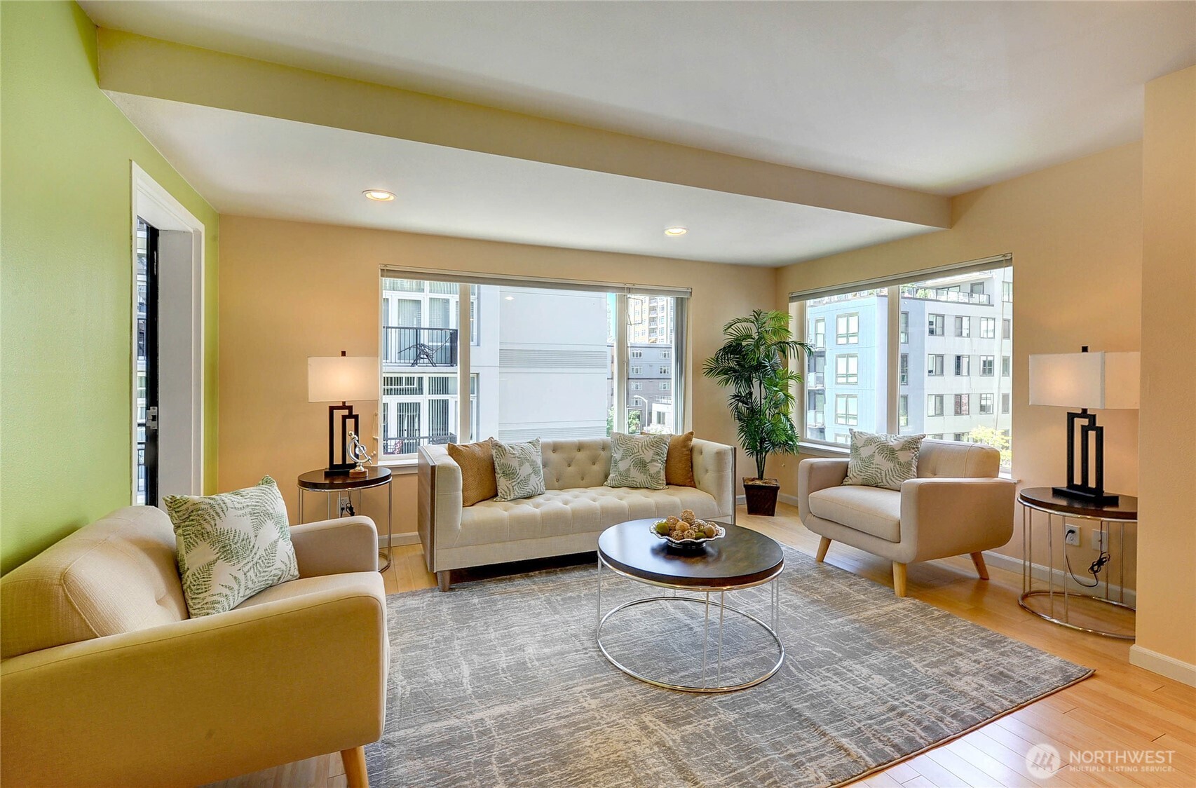 2717 Western Avenue #522, Seattle, WA 98121