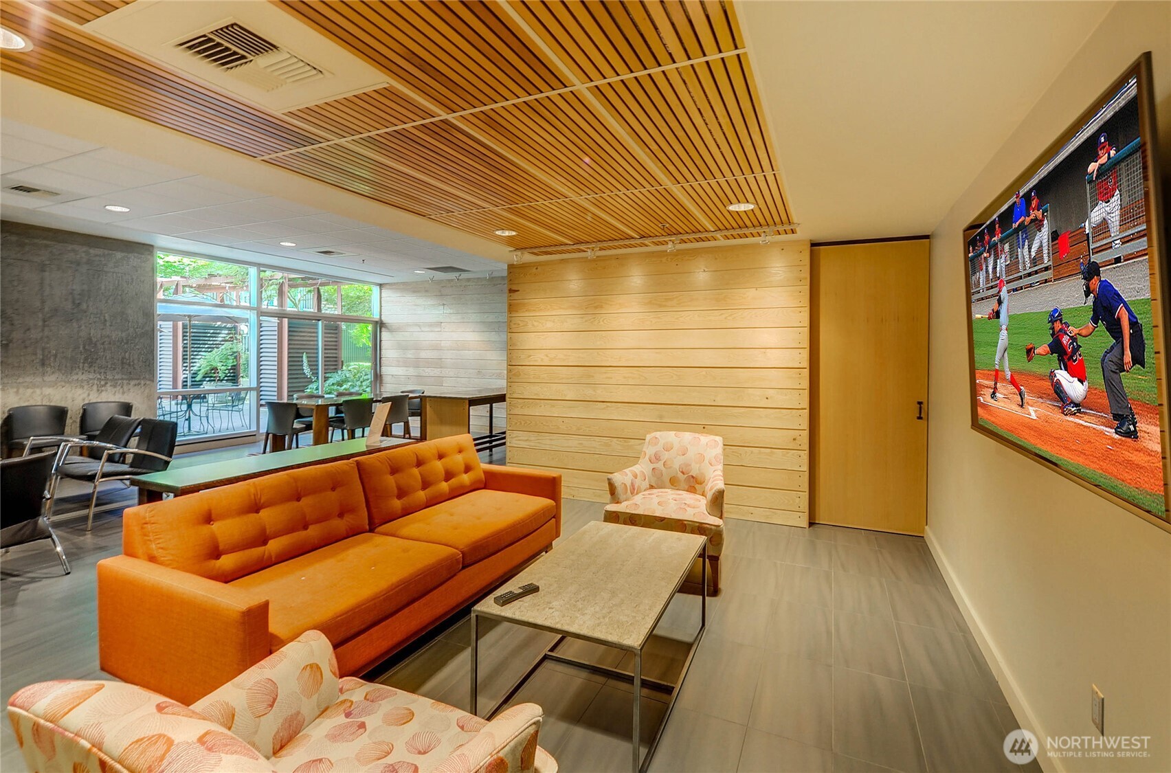 2717 Western Avenue #522, Seattle, WA 98121