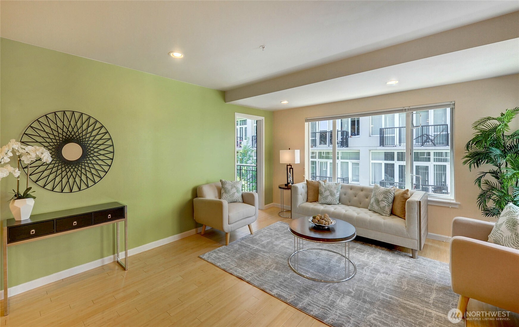 2717 Western Avenue #522, Seattle, WA 98121