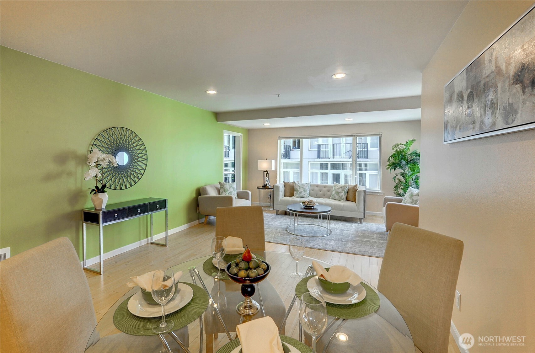 2717 Western Avenue #522, Seattle, WA 98121