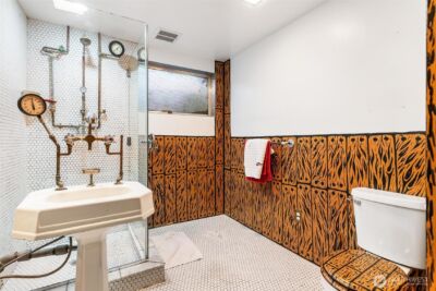 13758 Palatine Avenue N, Seattle, WA 98133 - Photo 21