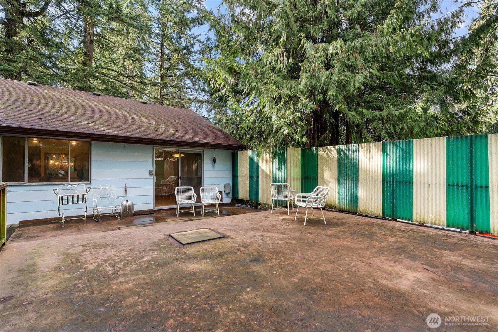 13758 Palatine Avenue N, Seattle, WA 98133