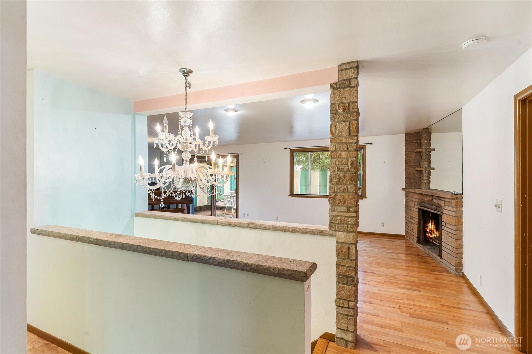 13758 Palatine Avenue N, Seattle, WA 98133