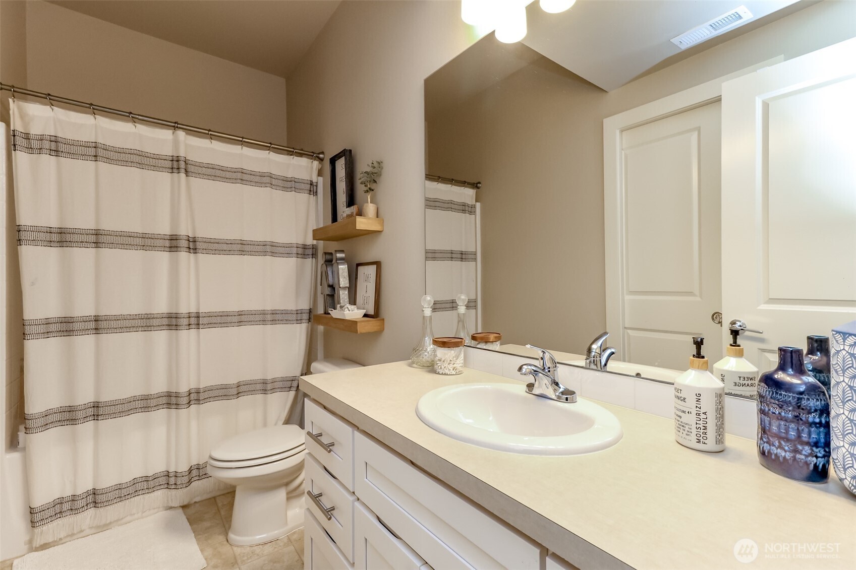 3160 84th Court E, Edgewood, WA 98371