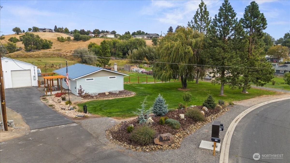 770 Lancaster Road , Selah, WA 98242