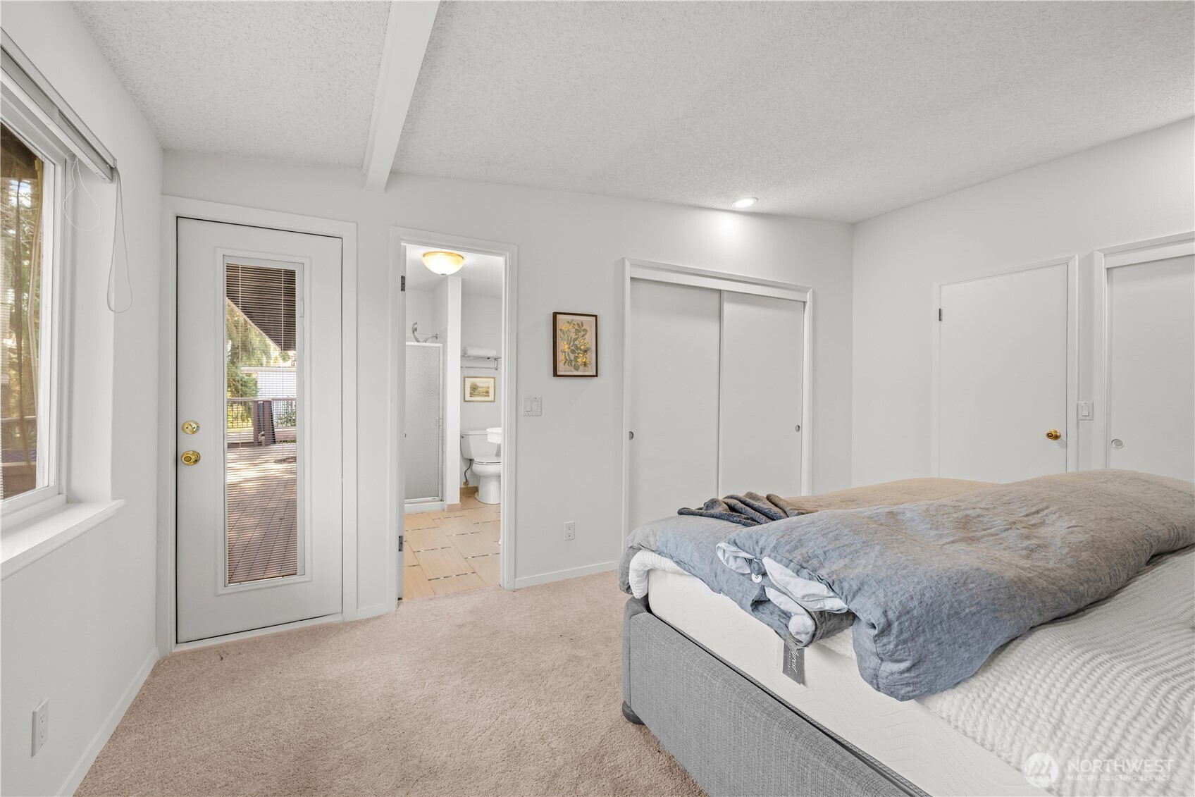 13666 18th Avenue SW, Burien, WA 98166