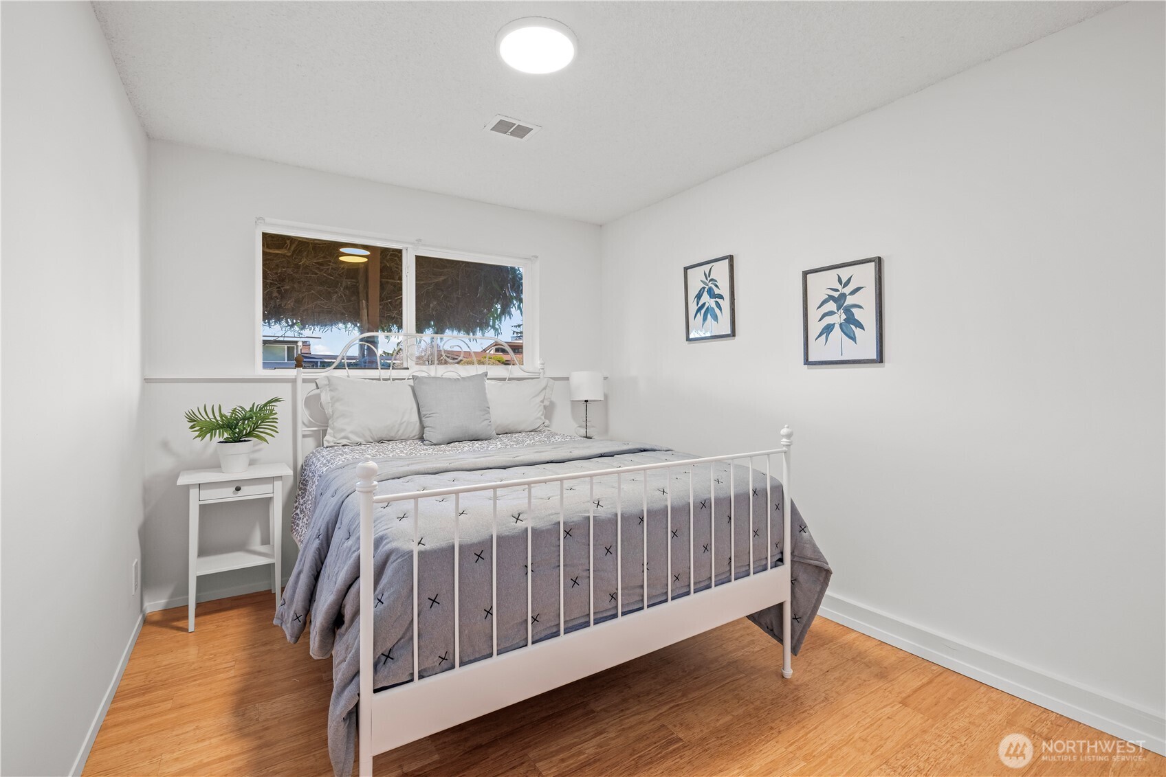 13666 18th Avenue SW, Burien, WA 98166