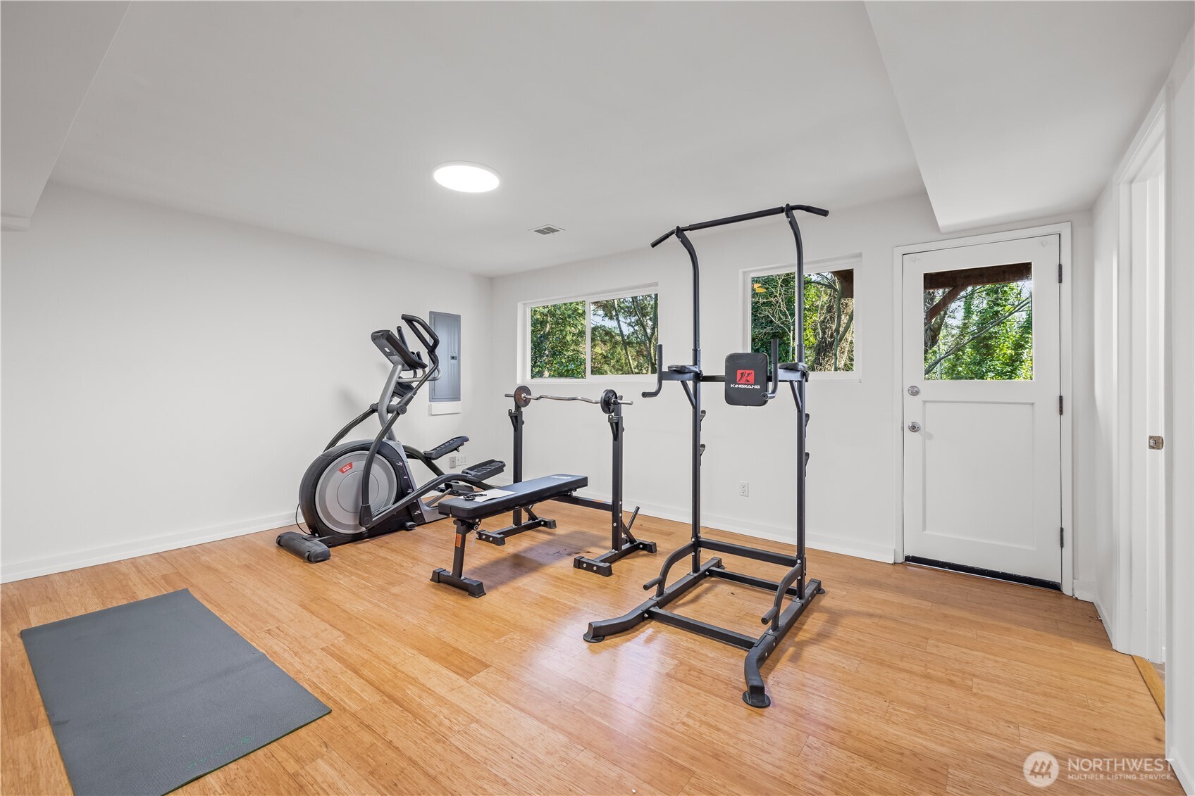 13666 18th Avenue SW, Burien, WA 98166