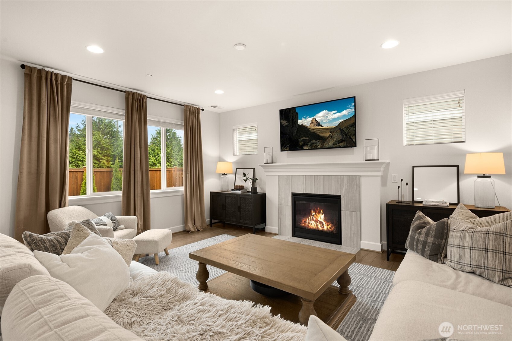 622 Mt Teneriffe Drive SE, North Bend, WA 98045