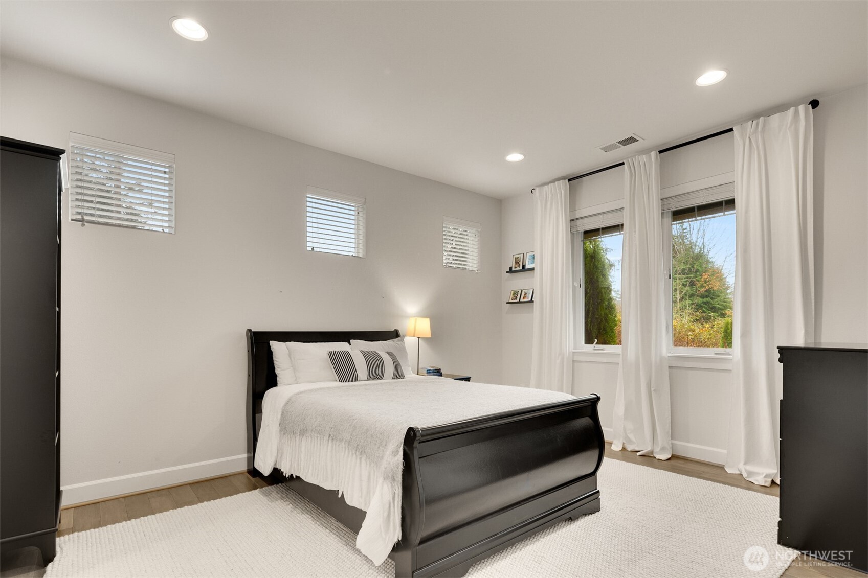 622 Mt Teneriffe Drive SE, North Bend, WA 98045