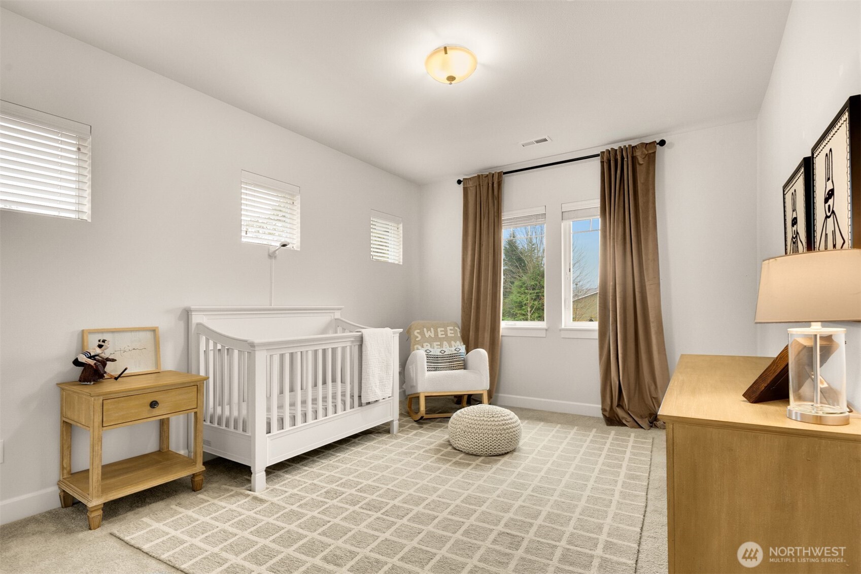 622 Mt Teneriffe Drive SE, North Bend, WA 98045