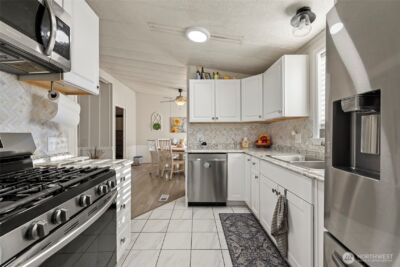 700 NW Crosby Avenue #19, Oak Harbor, WA 98277 - Photo 15