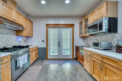 3010 S 8th Street , Tacoma, WA 98405 - Photo 13