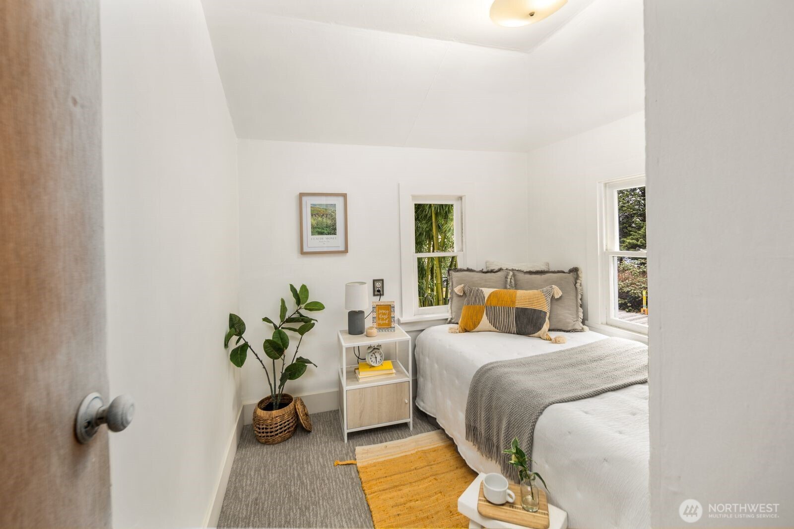 13537 52nd Avenue S, Tukwila, WA 98168-4705