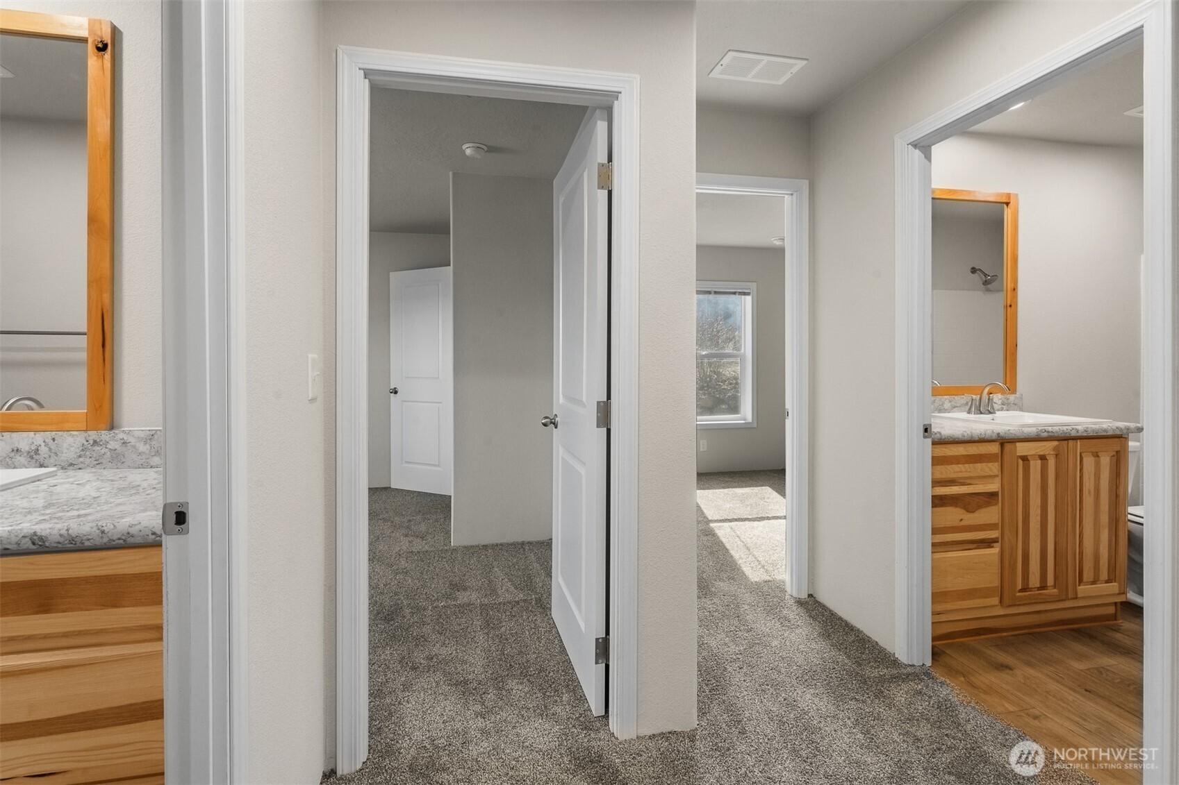 11 W Highland Y Road , Shelton, WA 98584