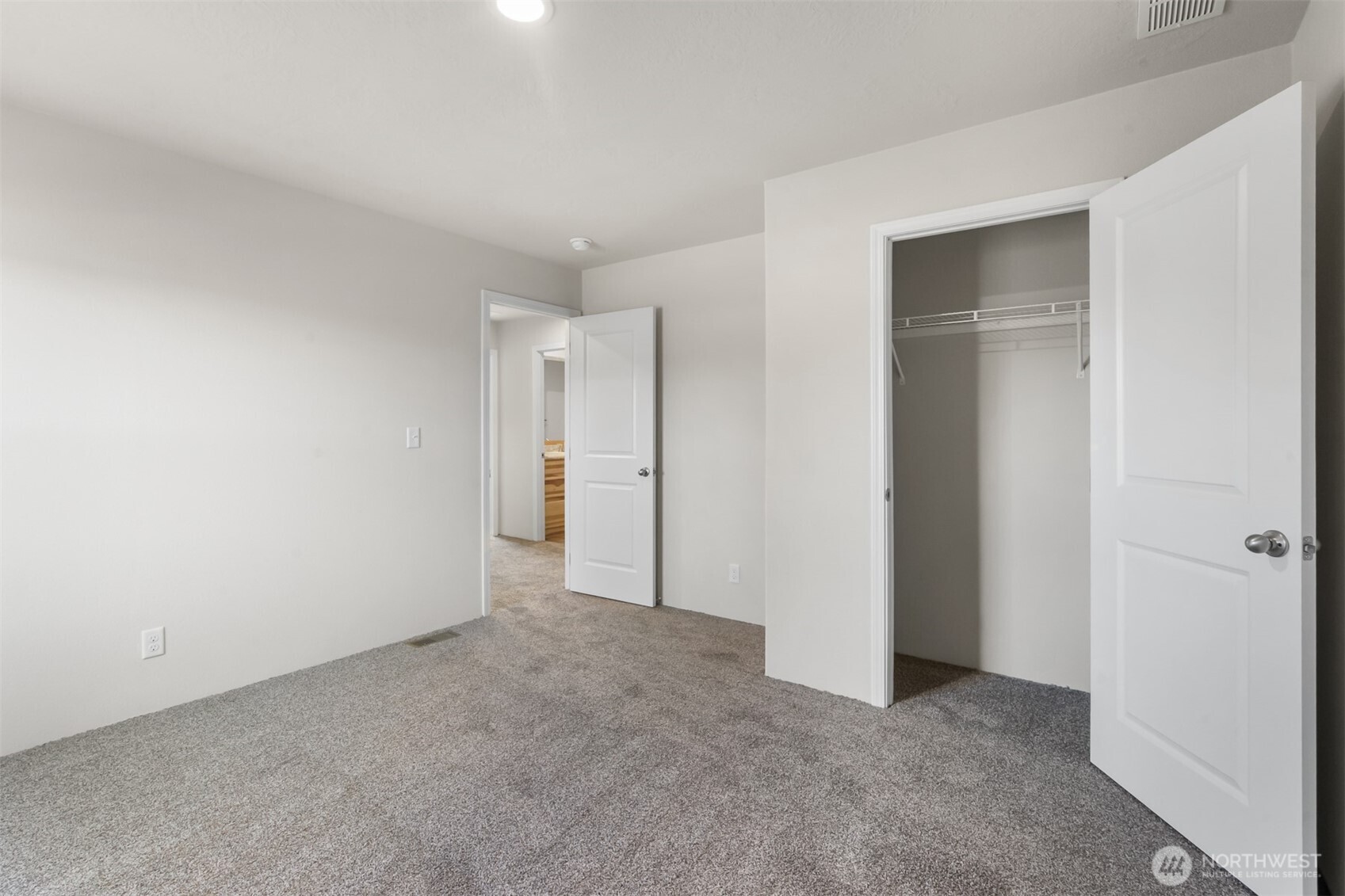 11 W Highland Y Road , Shelton, WA 98584