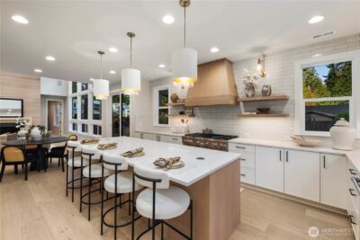 12206 NE 61st Street , Kirkland, WA 98033-8559 - Photo 11