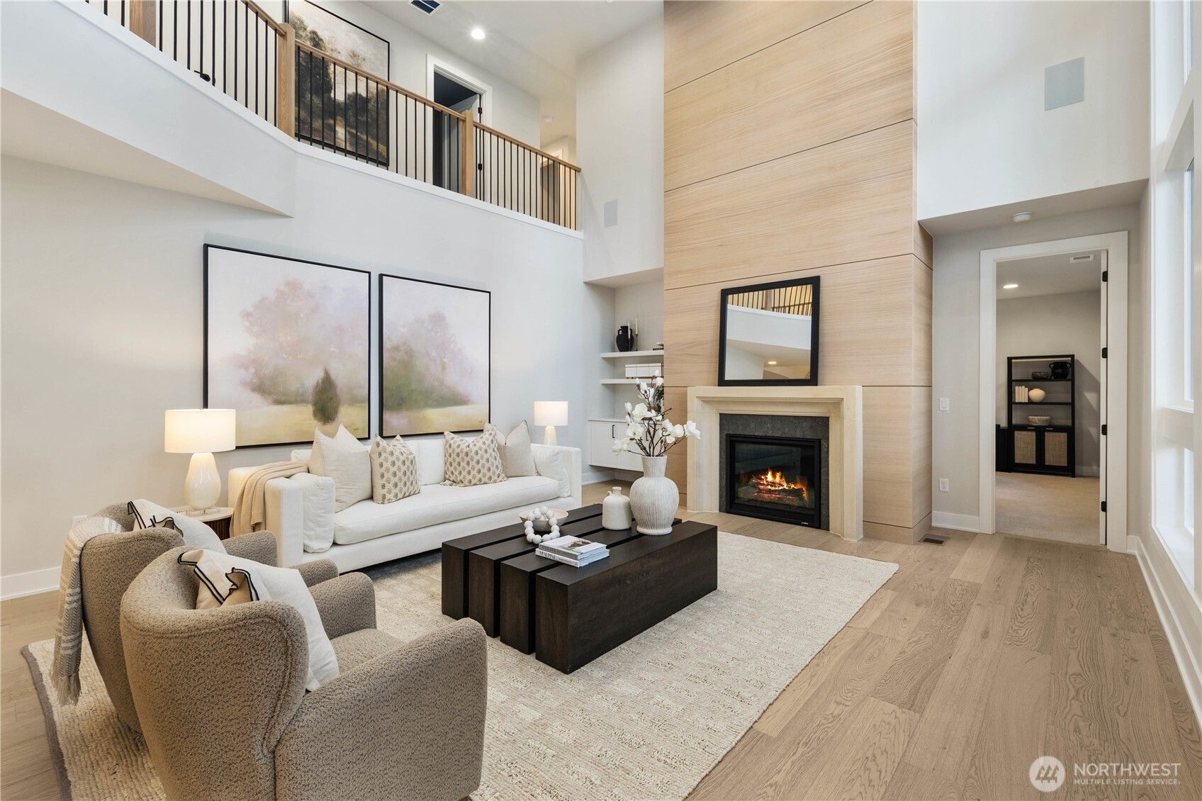 12206 NE 61st Street , Kirkland, WA 98033-8559