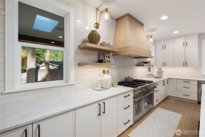 12206 NE 61st Street , Kirkland, WA 98033-8559 - Photo 9